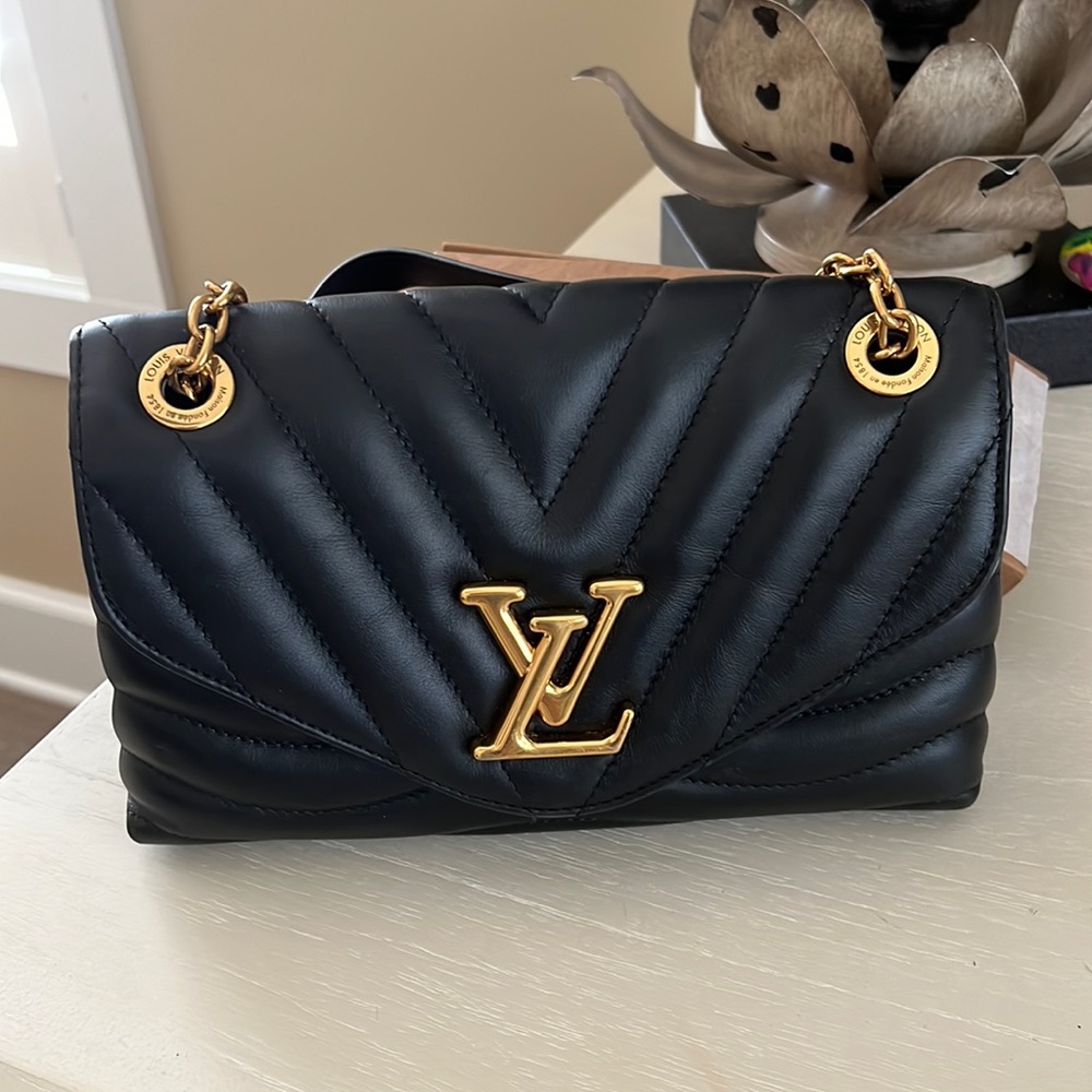 New Wave Chain bag GM Louis Vuitton 10”x 7” 3” deep